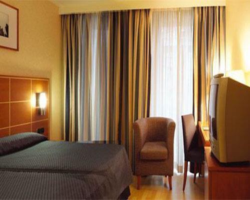 Imaginea Eurostars Grand Place 4*