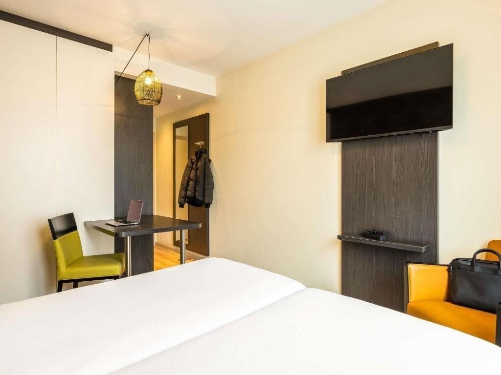Imaginea Ibis Styles Brussels Centre Stephanie 3*