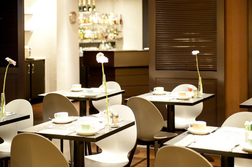 Imaginea New Hotel Charlemagne 4*