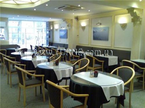 Fotografie La Madeleine 2*