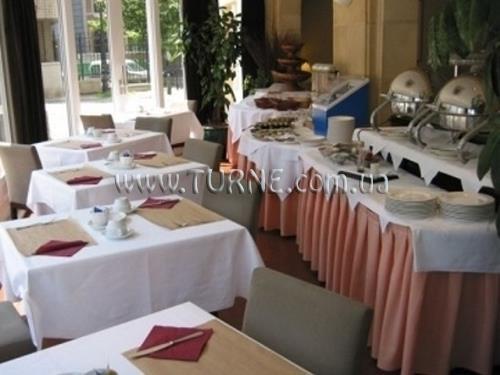 Hotel Best Western Premier Carrefour de l'Europe 4*