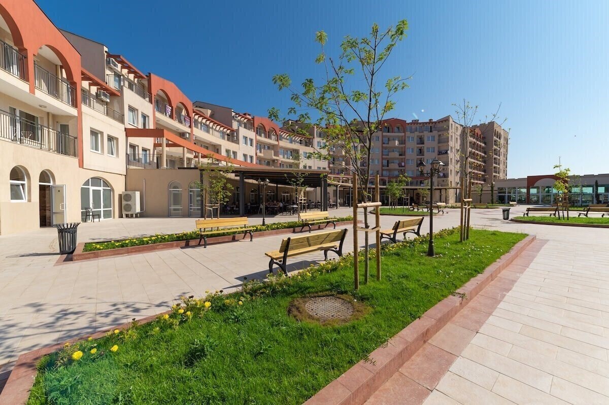 Отель Camp Mandarin 4*