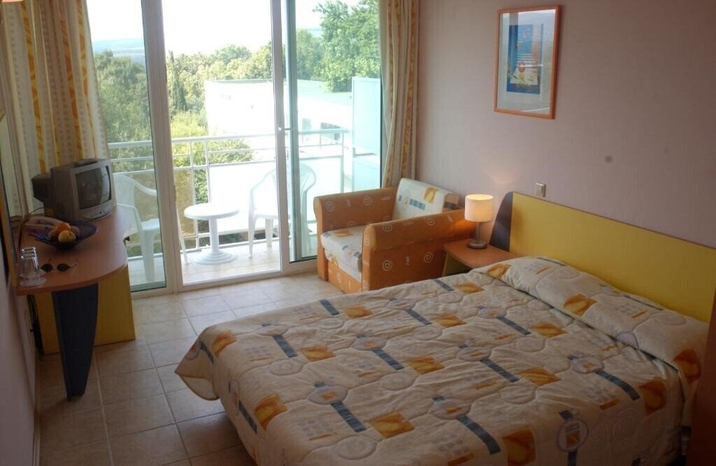 Fotografii Hotel .com 3*