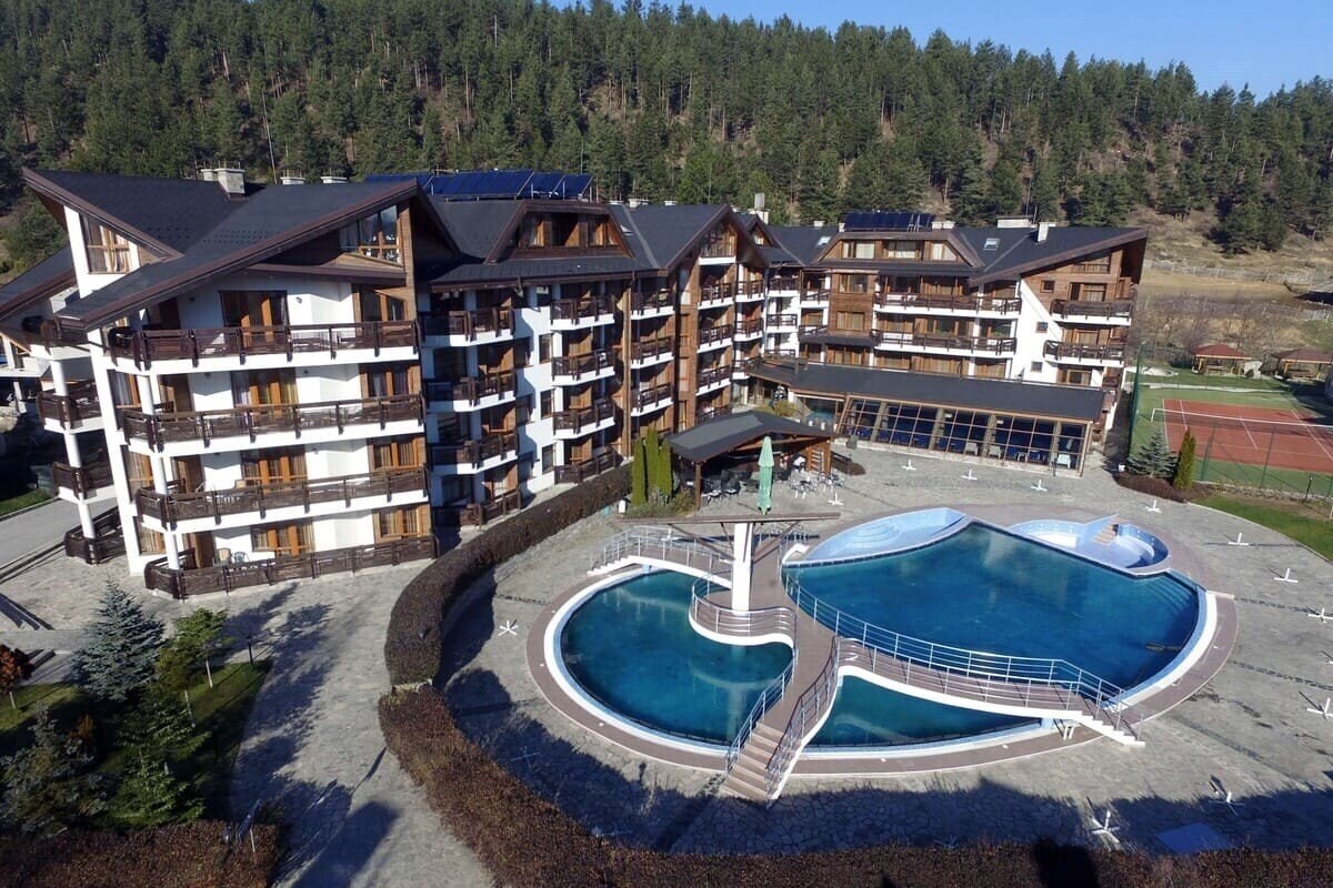 Hotel Redenka Holiday Club (ex. Hotel Redenka Chalets, Redenka Palace, Redenka Villas, Redenka Lodge) 4*