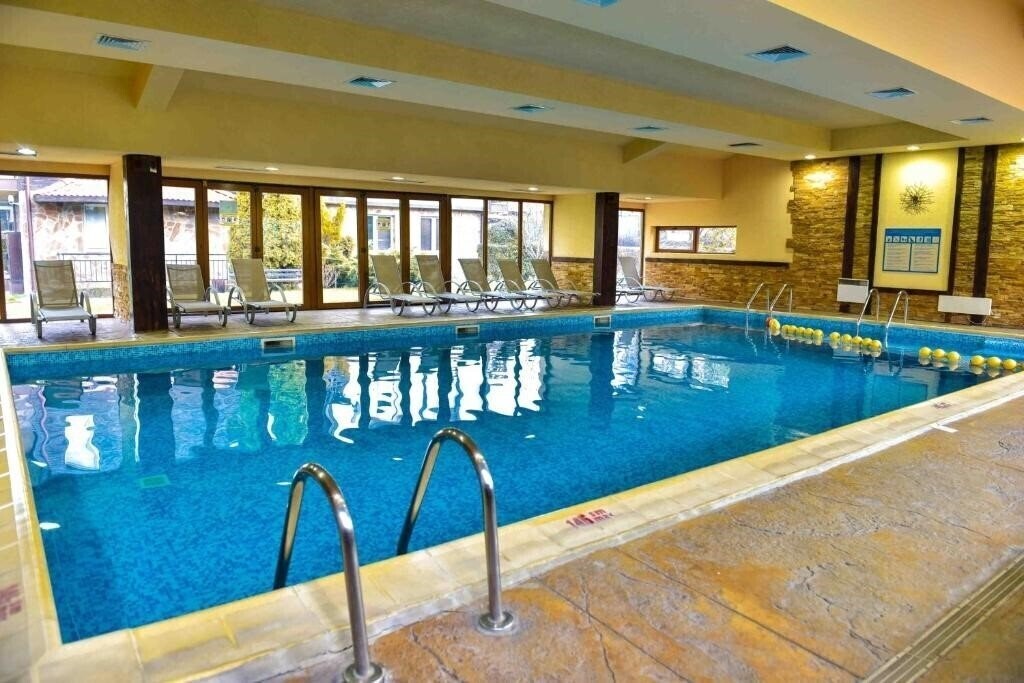 Фотография Hotel Bojur & Bojurland Apartment Complex 3*