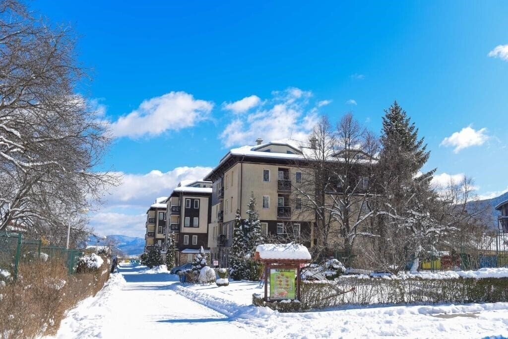Картинка Hotel Bojur & Bojurland Apartment Complex 3*