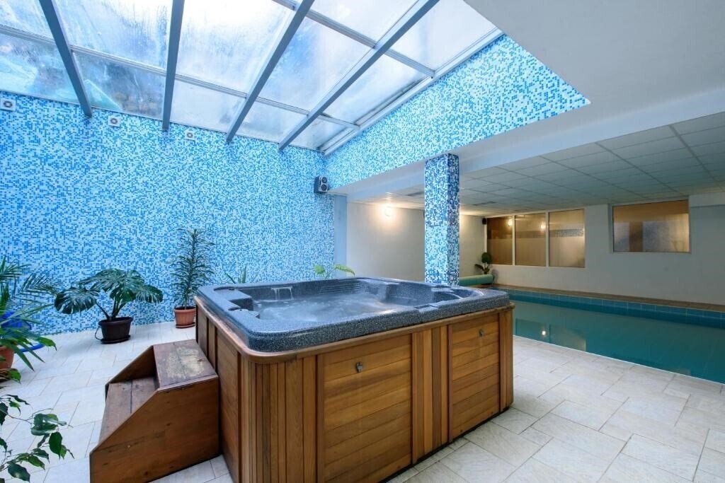 Imaginea Kap House Family Hotel 3*