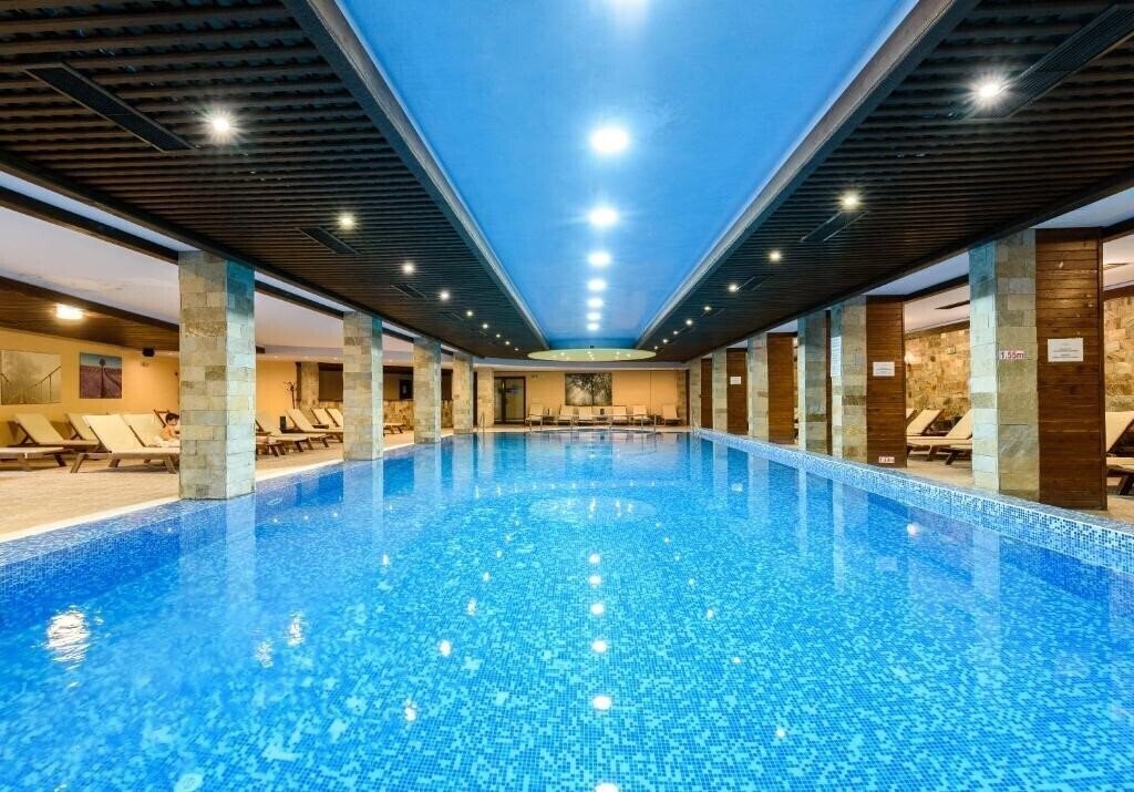 Фото Grand Royale Hotel & Spa 4*