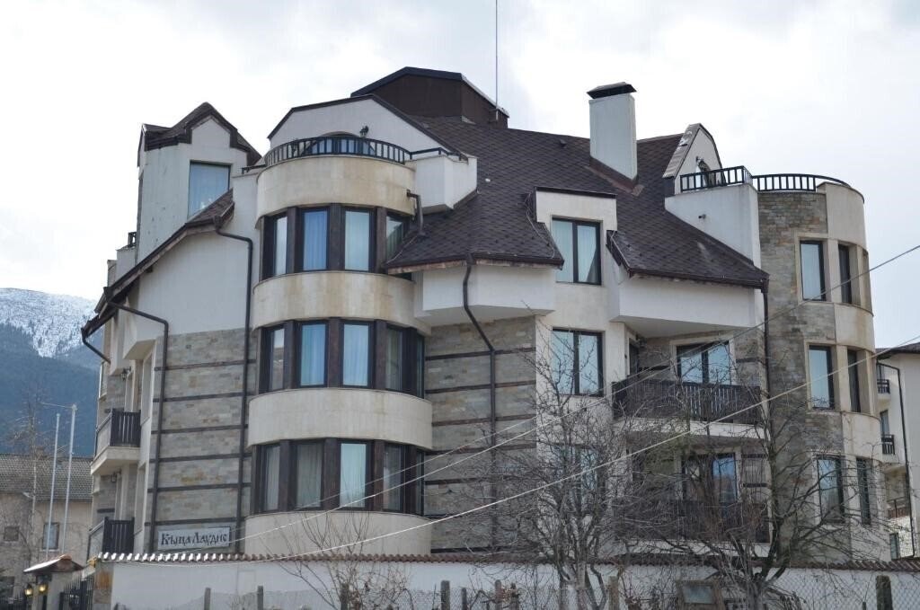 Отель Guest House Laudis 3*