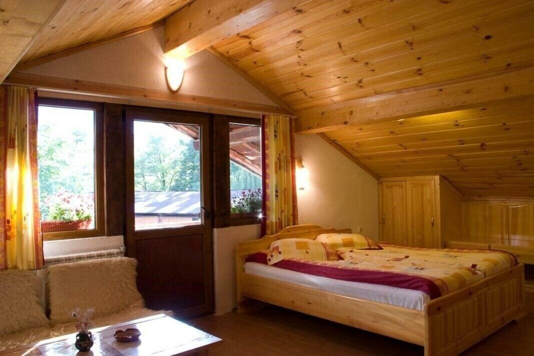 Imaginea Hadjipopov Green Lodge 3*