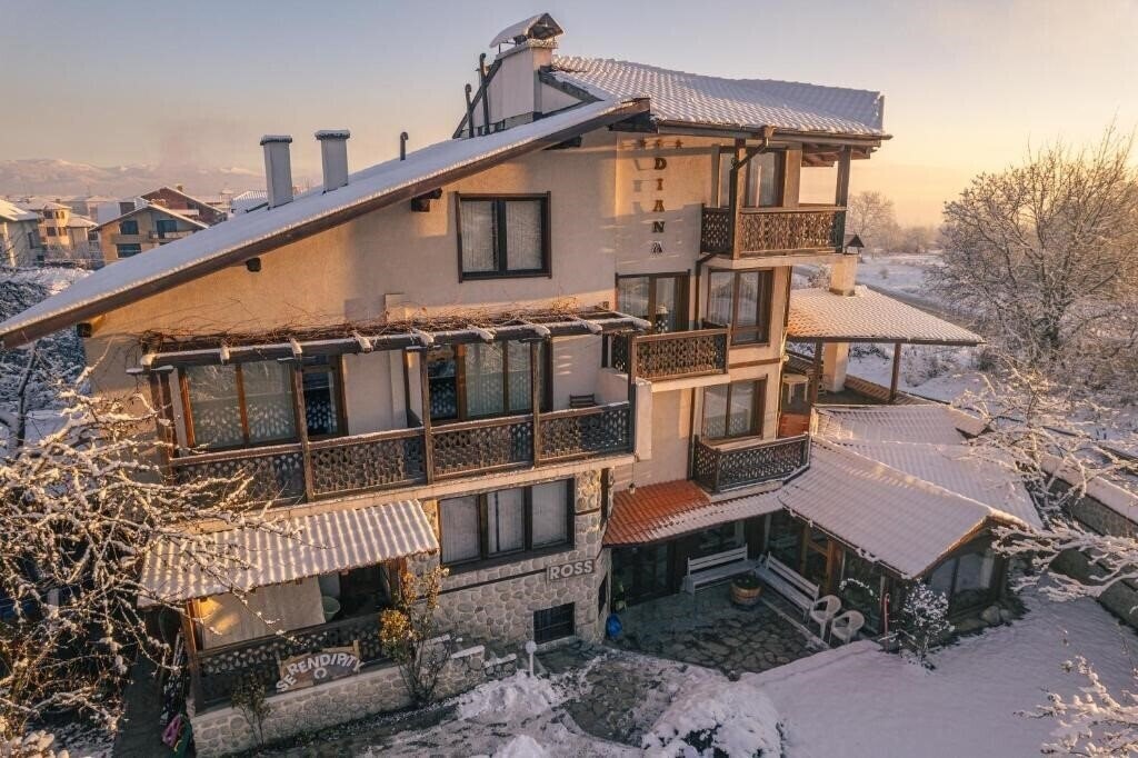 Fotografii Hotel "Chalet Diana" 2*