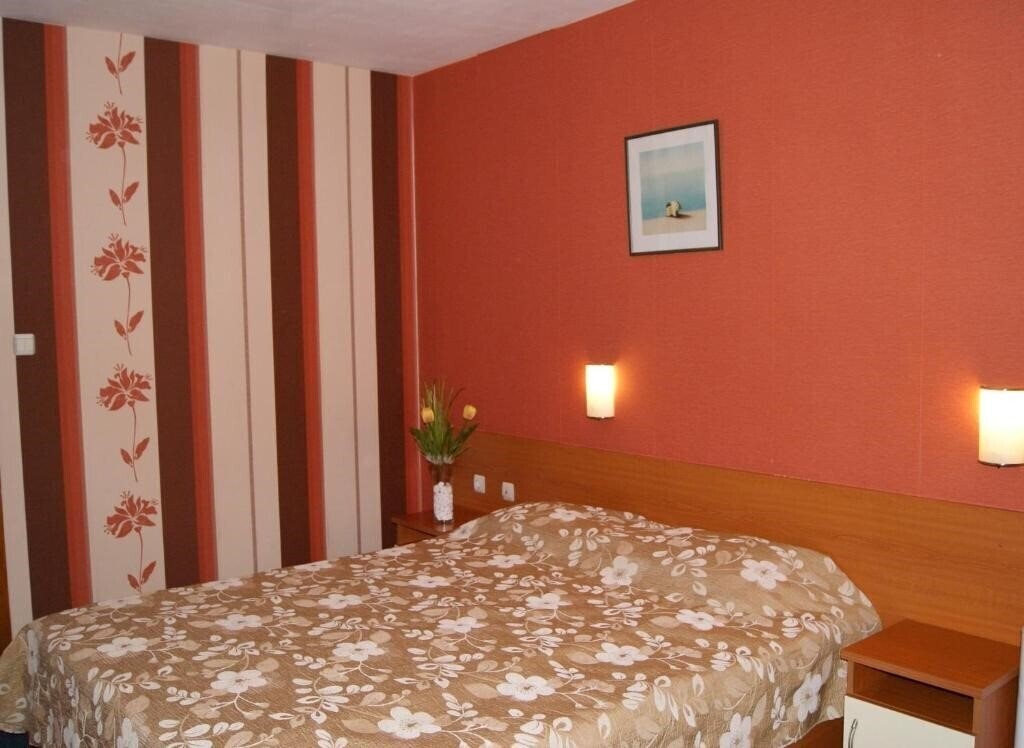 Fotografii Fors 3*