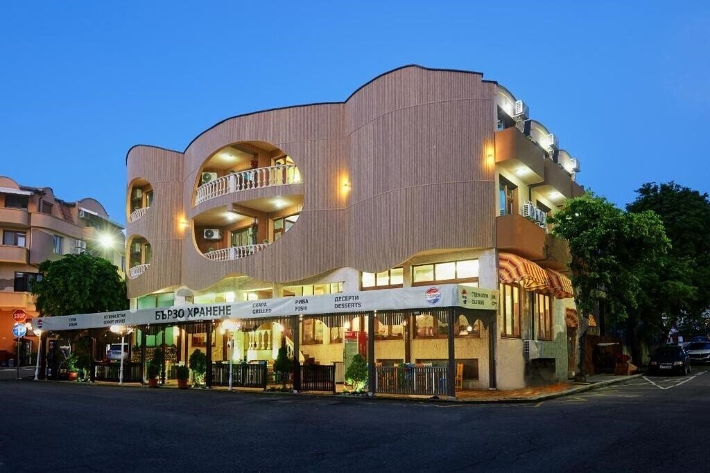 Hotel Manz 2 1*