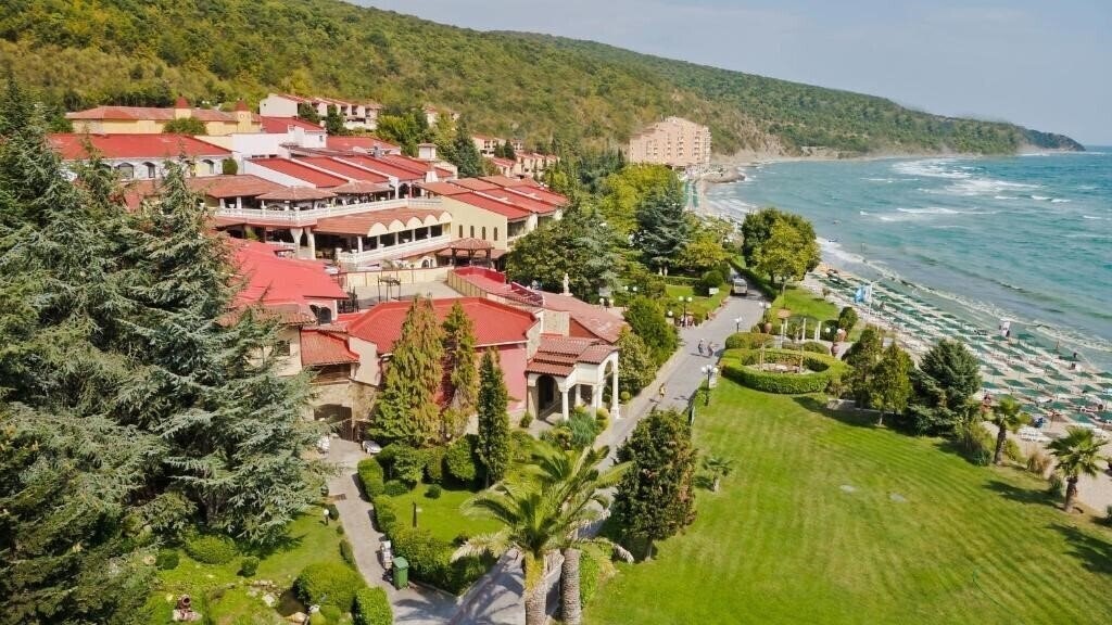 Imaginea Villas Elenite (ex. Elenite Resort) 3*