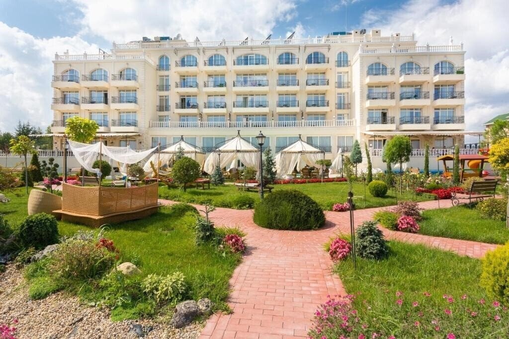 Imaginea Therma Palace 5*
