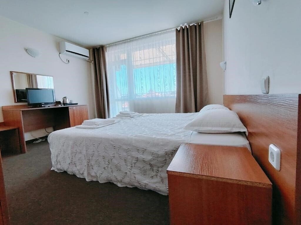 Imaginea Sandor Hotel 2*