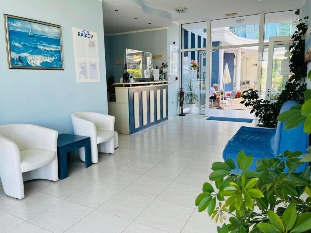 Imaginea Desislava & Raikov 3*