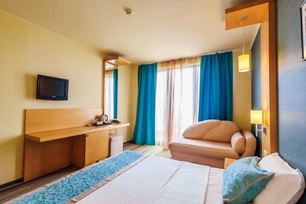 Отель Mirage of Nessebar 4*