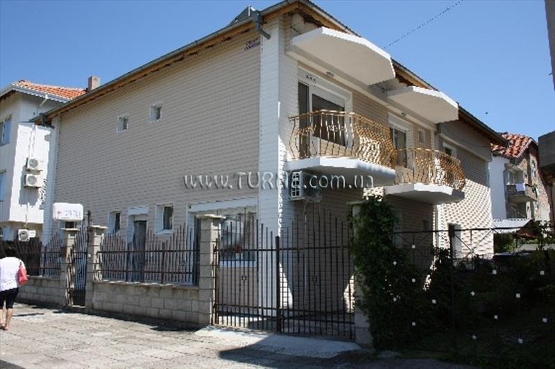 Imaginea Villa Reni 2*