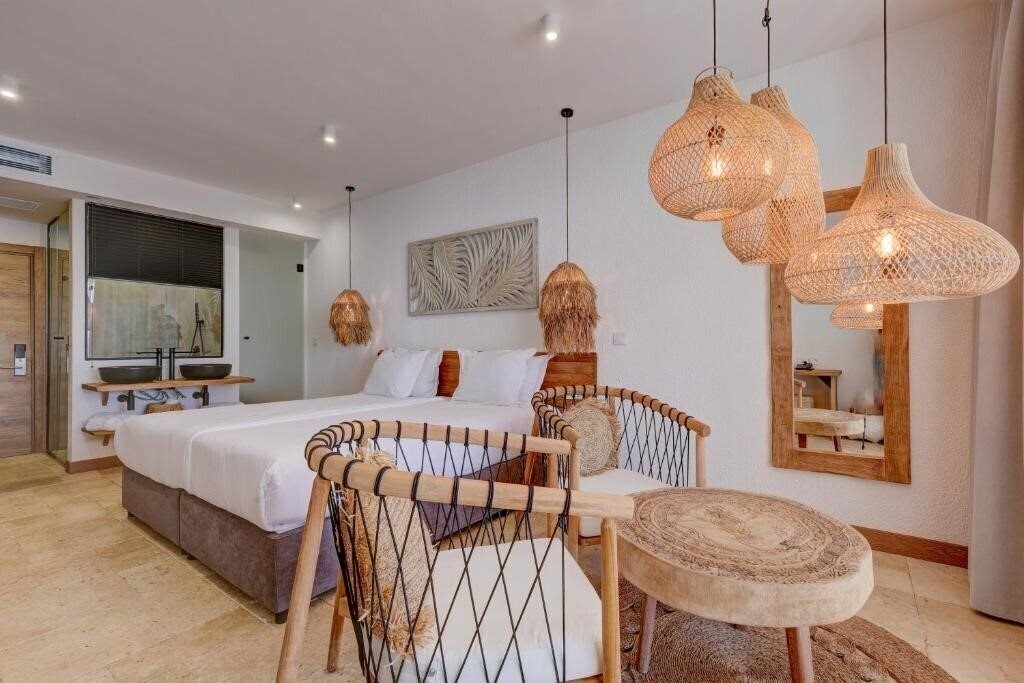 Фото La Boheme (Adults Only 16+) 3*