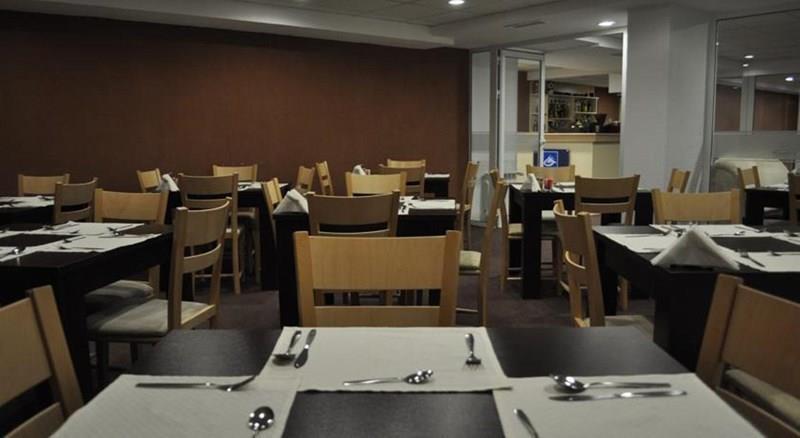 Imaginea Family Apartments Green Life 4*