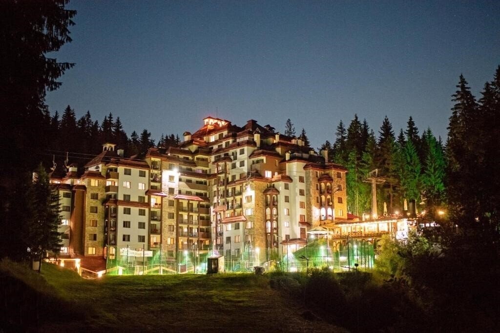 Hotel Hotel Kamelia (ex. Kamelia Pamporovo, Kamelia Complex) 4*