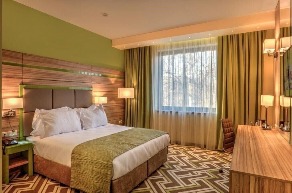 Hotel Holiday Inn Plovdiv, An Ihg Hotel 4*