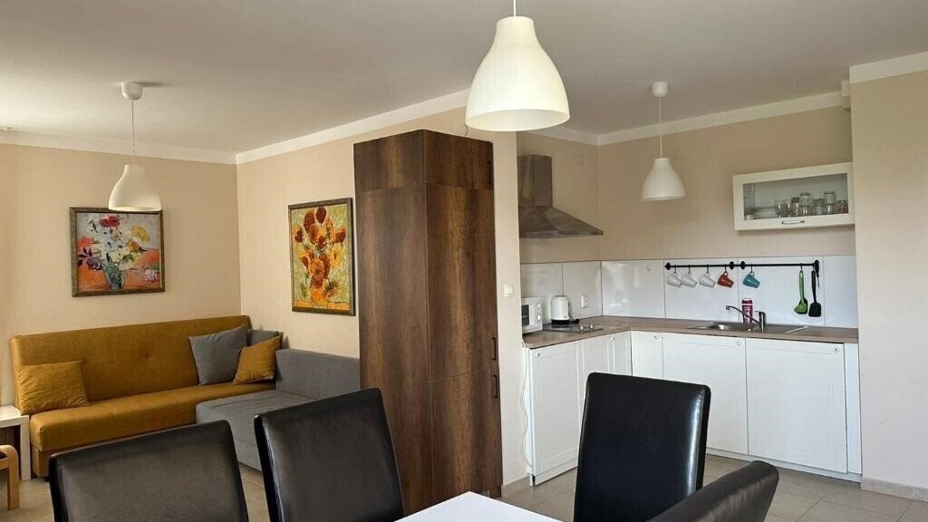 Отель Apartment With 2 Bedrooms 4*
