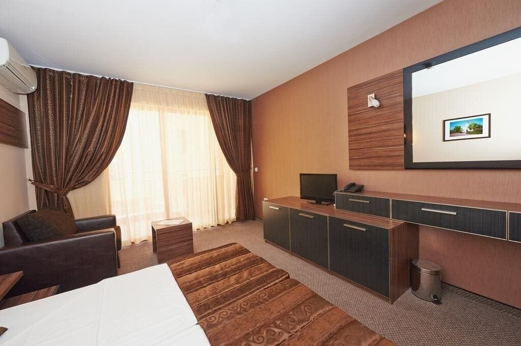 Imaginea Coral Pomorie 3*