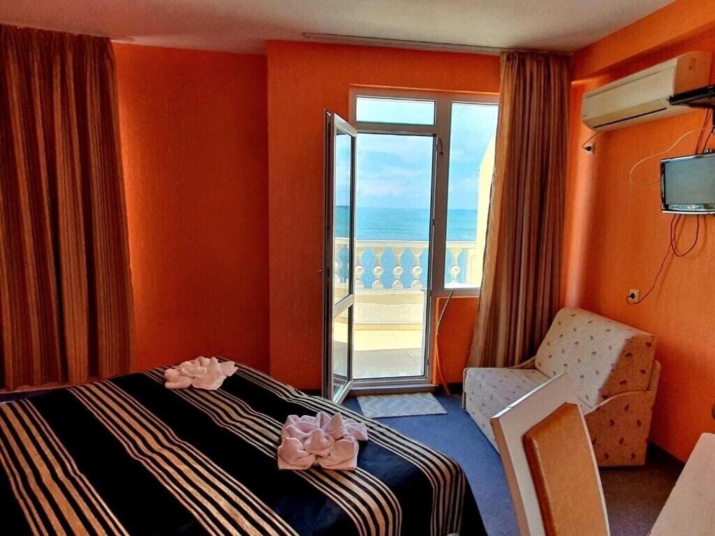 Фотография Family Hotels 3*