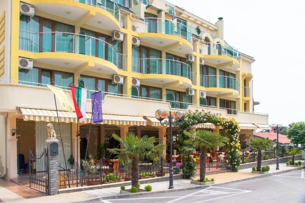 Отель Hotel Energy 3*