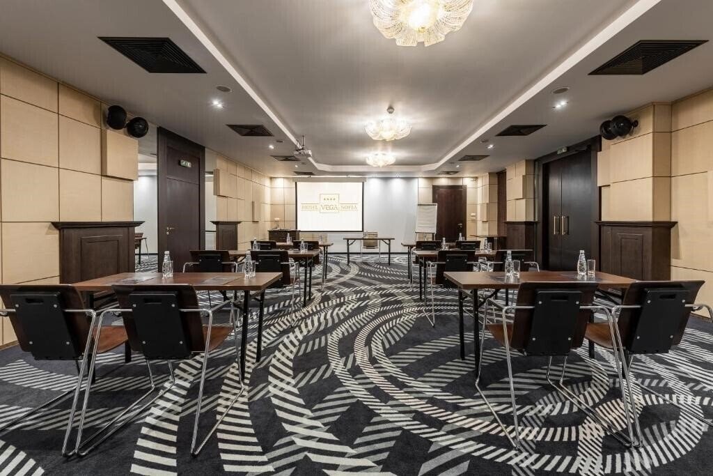 Imaginea Hotel Vega Sofia (ex. Vega Hotel Sofia) 4*
