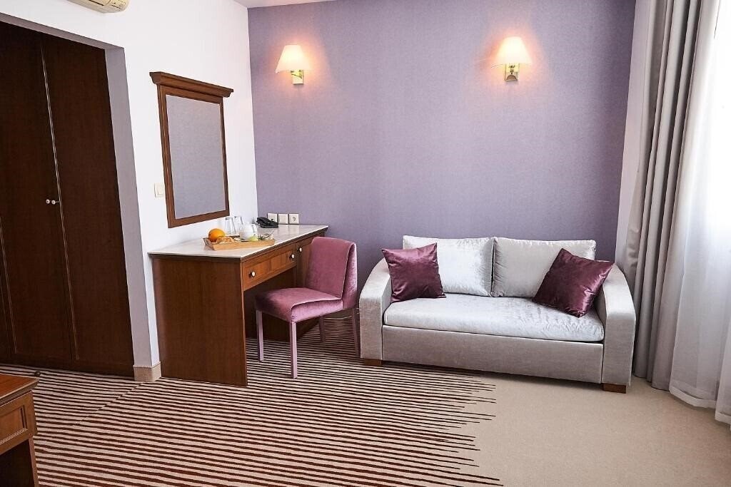 Изображение Lion 3*