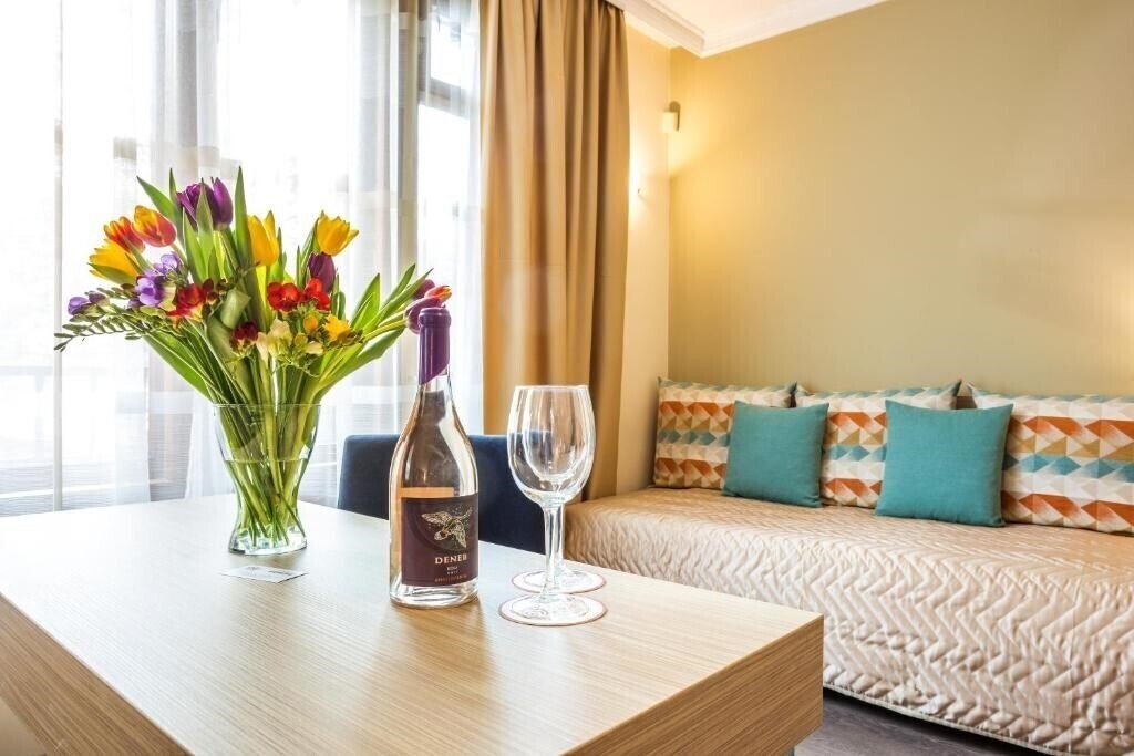 Отель Geneva 4*