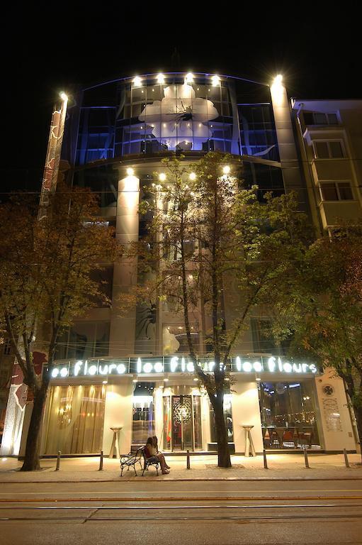 Картинка Les Fleurs 4*