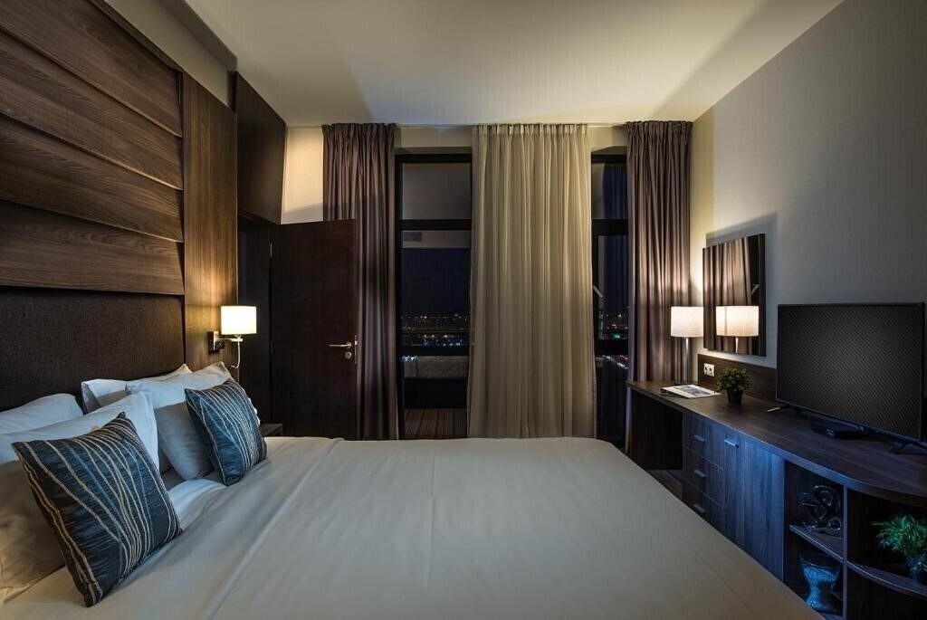 Imaginea Premier Sofia Airport Hotel (ex. Best Western Premier Sofia Airport Hotel) 4*