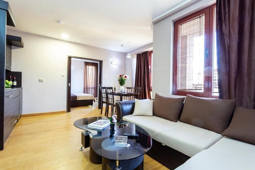 Imaginea Cityhome Aparthotel 3*