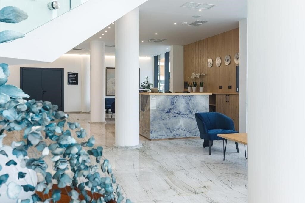 Imaginea Blue Star Luxury Hotel 3*