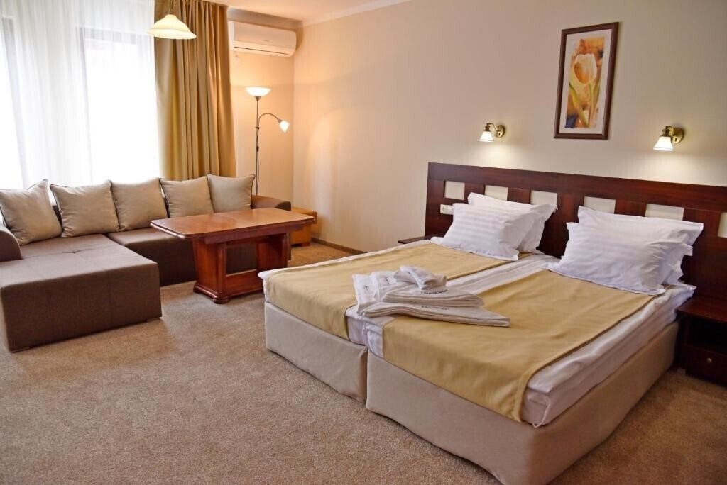 Fotografii Villa Maria Revas 5*
