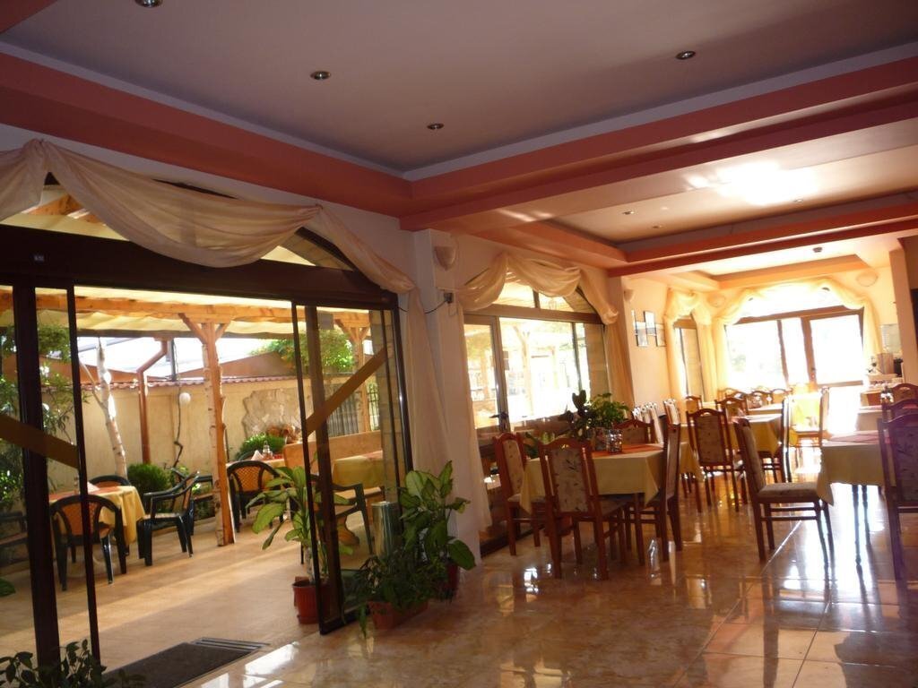Hotel Breza 3*