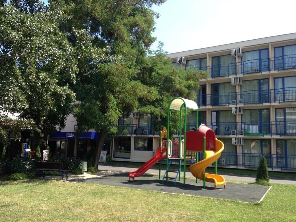 Hotel Pliska 3*