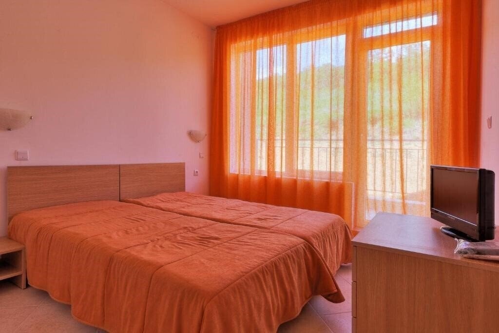 Отель Complex Sunset Kosharitsa Apartments 3*
