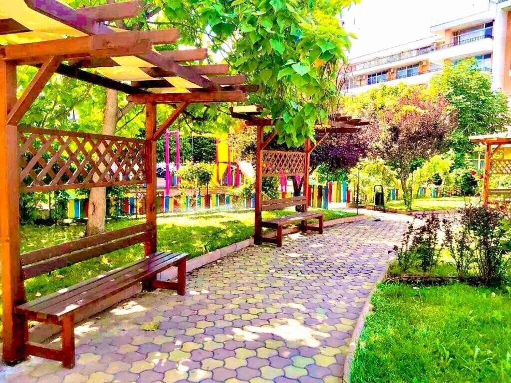 Imaginea Grand Kamelia Apartments 3*