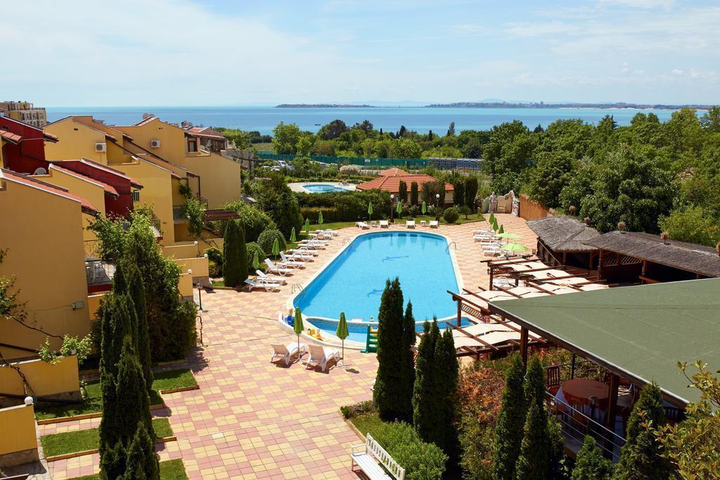 Hotel Yalta 3*