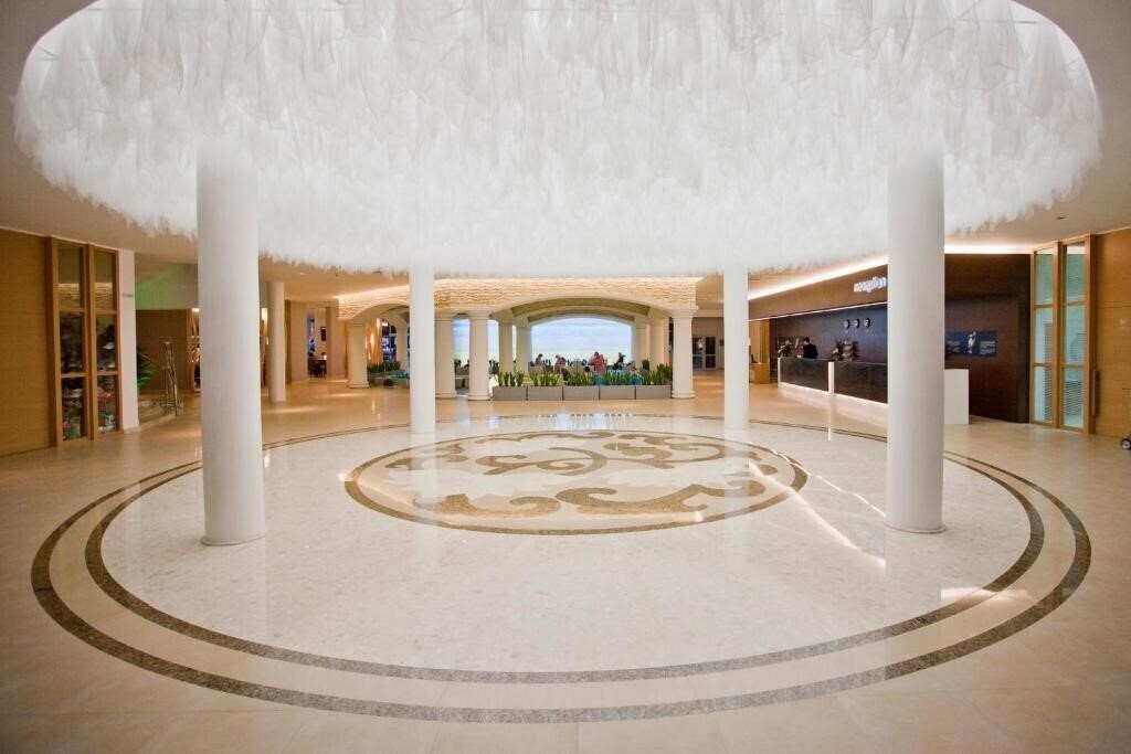 Fotografie DIT Evrika Beach Club Hotel (ex. RIU Evrika, Evrika Beach) 4*