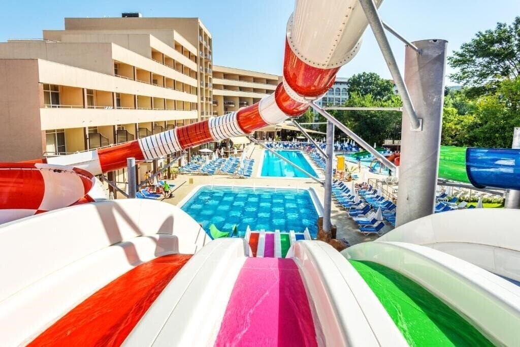 Отель Hotel Laguna Park (ex. Laguna Park & Aqua Club) 4*
