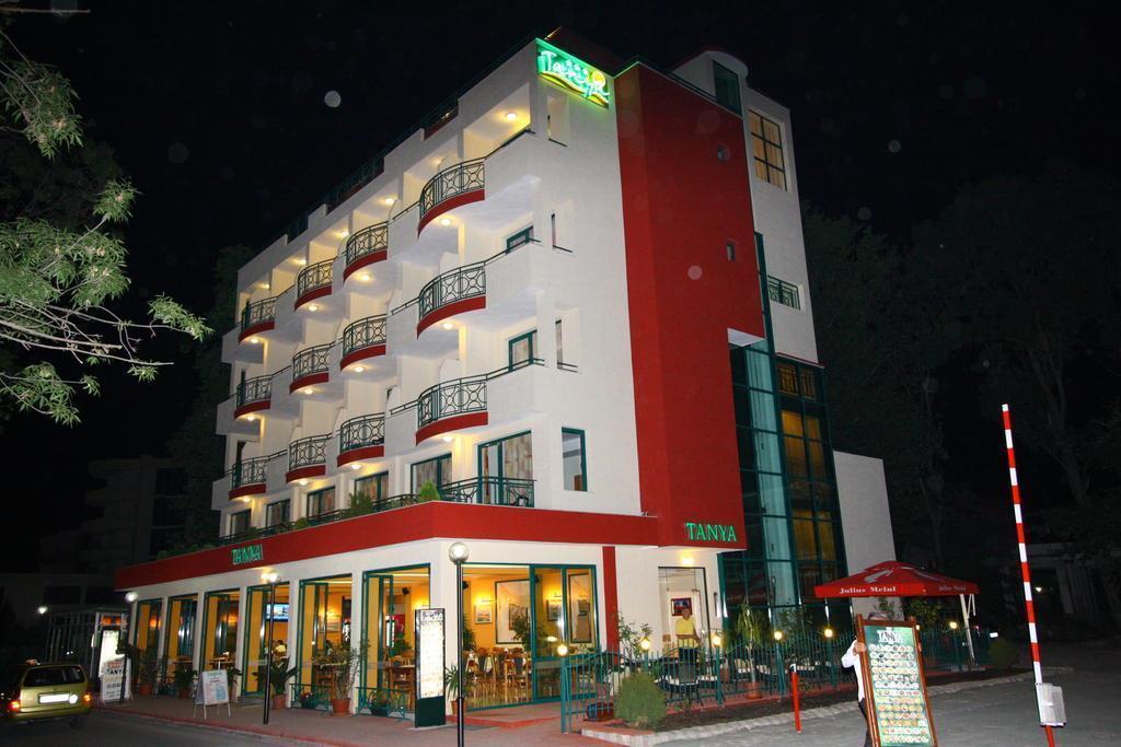 Hotel Tanya 3*