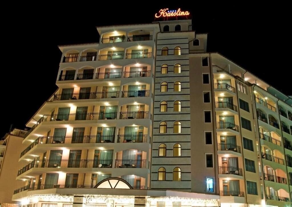 Hotel Karolina Hotel 4*