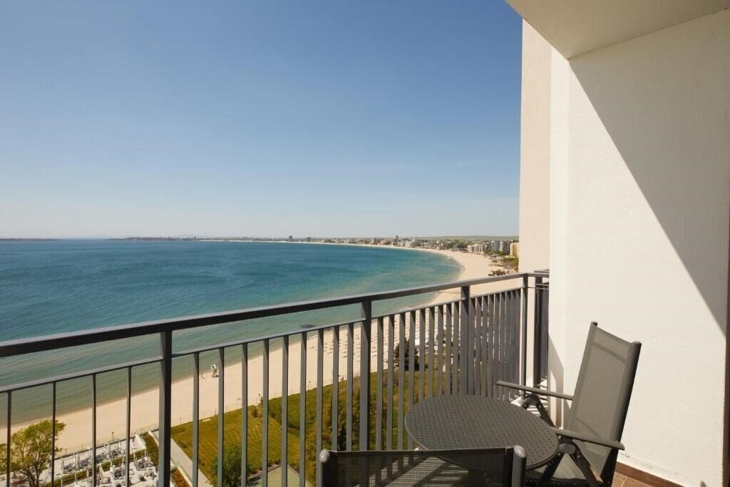 Фото Secrets Sunny Beach Resort & SPA (ex. Riu Palace Sunny Beach) 5*
