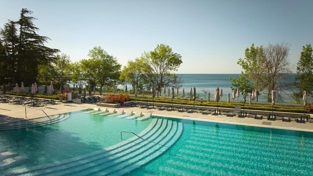 Изображение Secrets Sunny Beach Resort & SPA (ex. Riu Palace Sunny Beach) 5*